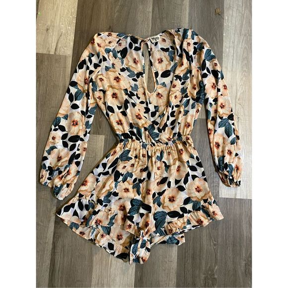 Show Me Your Mumu Steel Magnolia Longsleeve Romper, Size Large - Picture 8 of 8